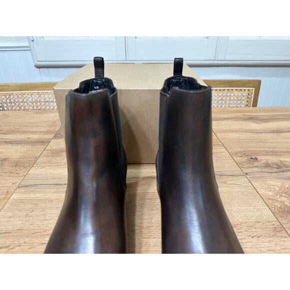 Thursday Duchess Bootie Black Coffee Old English Leather Size 10 NWOB Minimalist - Picture 6 of 14